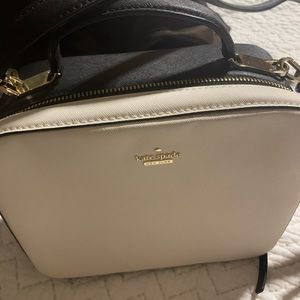 Kate spade box crossbody purse colorblock black/warm beige!